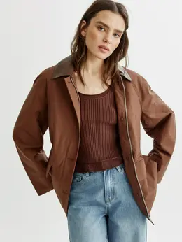 Куртка с контрастным воротником из экокожи