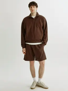 Шорты из фактурного трикотажа