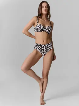 Трусы-плавки женские бежевые с леопардовым принтом