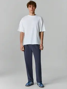 Брюки мужские серые прямые из ткани пике