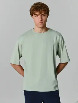 Футболка мужская базовая прямого кроя