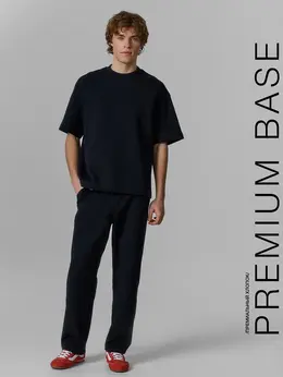 Комплект мужской черный прямого кроя