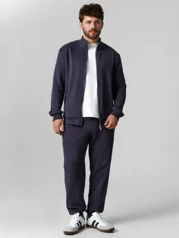 Комплект мужской серый с брюками-джоггерами и толстовкой