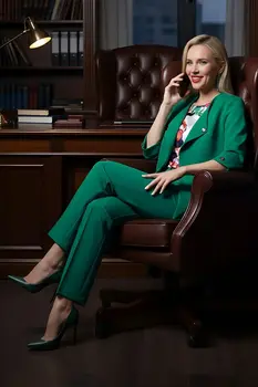 Костюм тройка