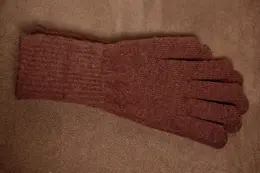 Перчатки женские, вязанные
