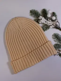 Шапка женская вязанная