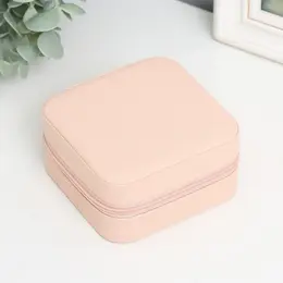 Шкатулка для украшений